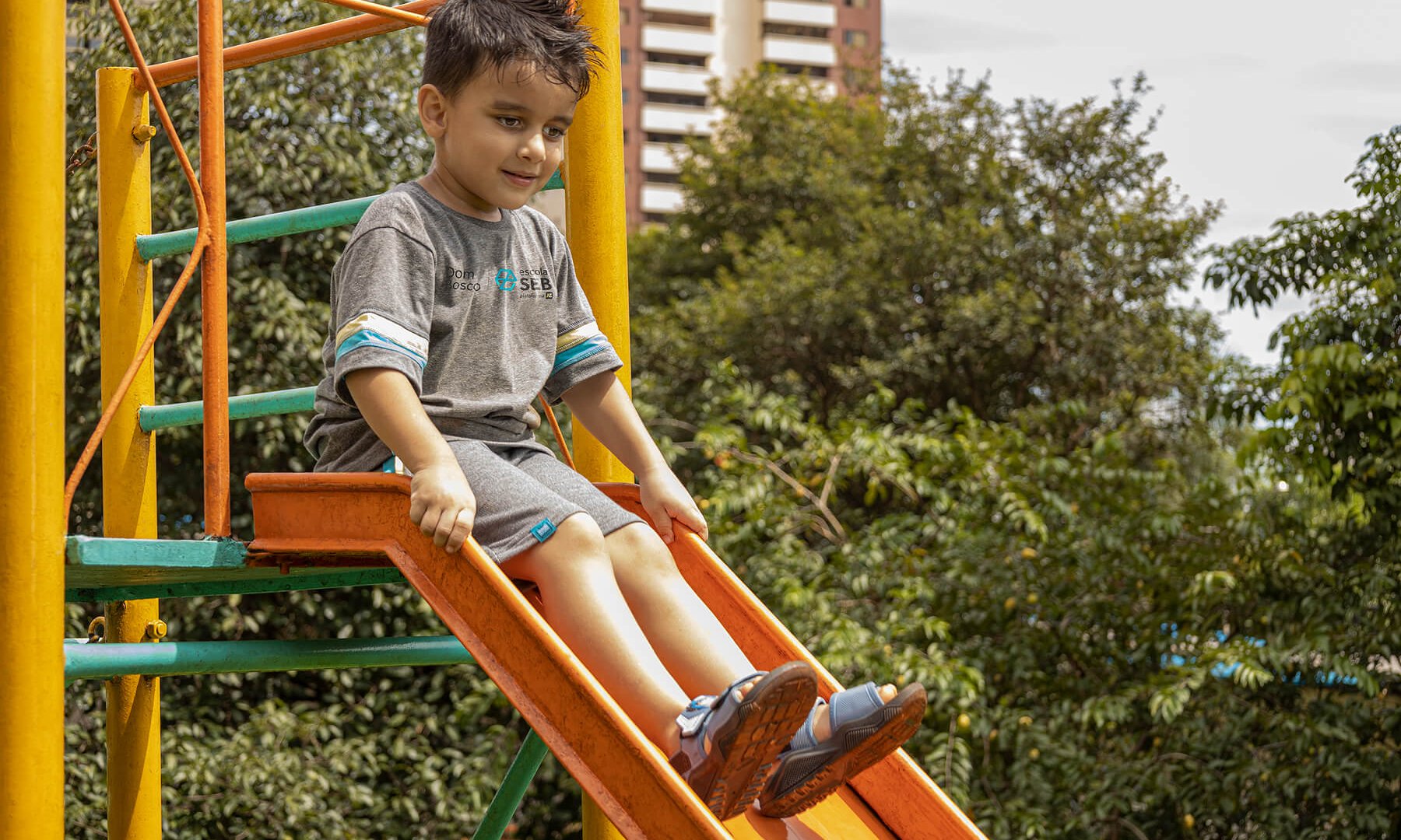 Escola SEB Dom Bosco Ahú: Educação Infantil. Curitiba - PR.